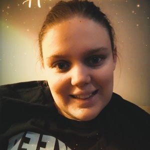 Meet your Posher, Lacey